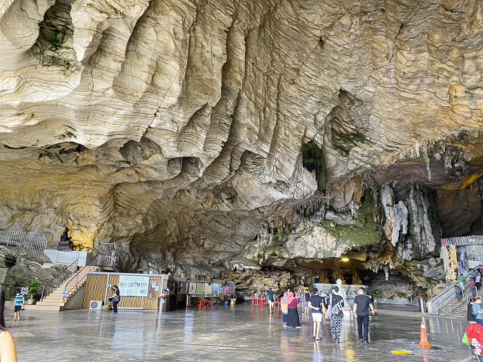 kek-lok-tong-cave-temple-interesting-places-in-ipoh-perak